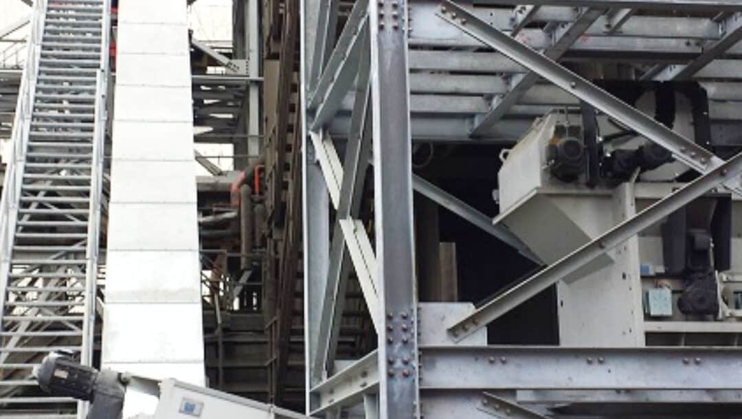 ALTERNATIVE FUEL FEEDING SYSTEM